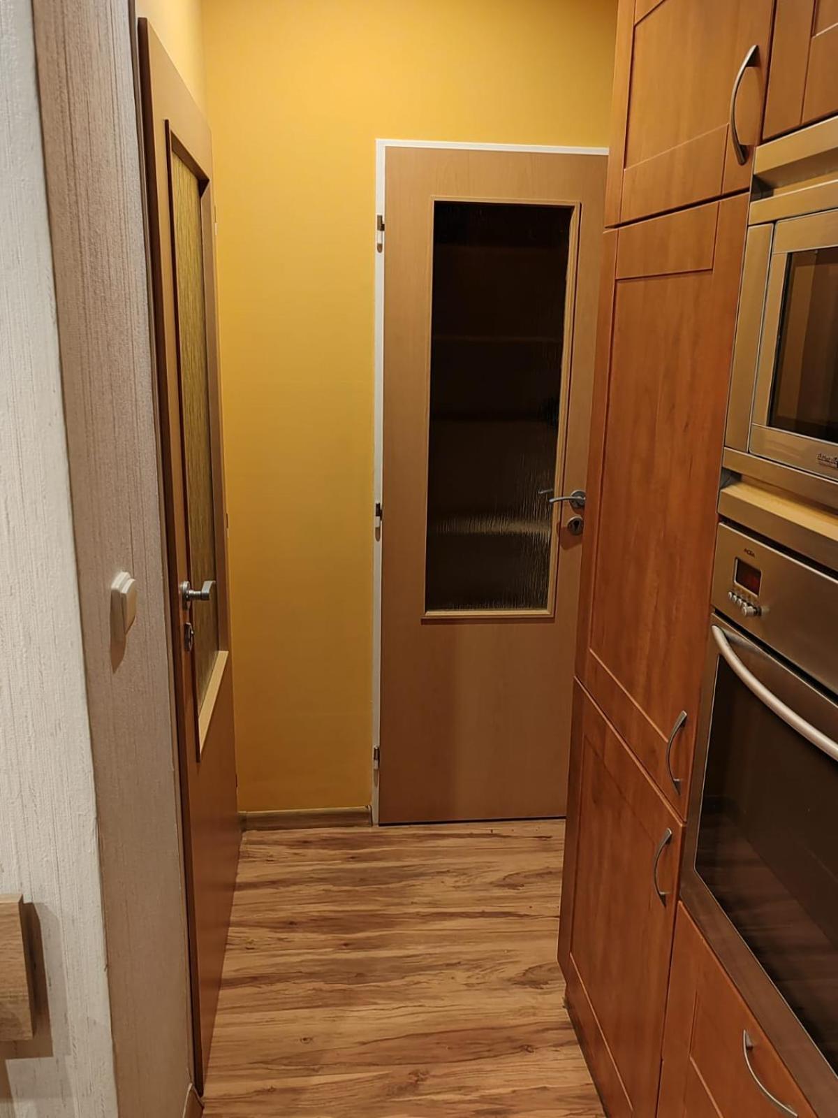 Apartman U Petru 1 ヤーヒモフ エクステリア 写真
